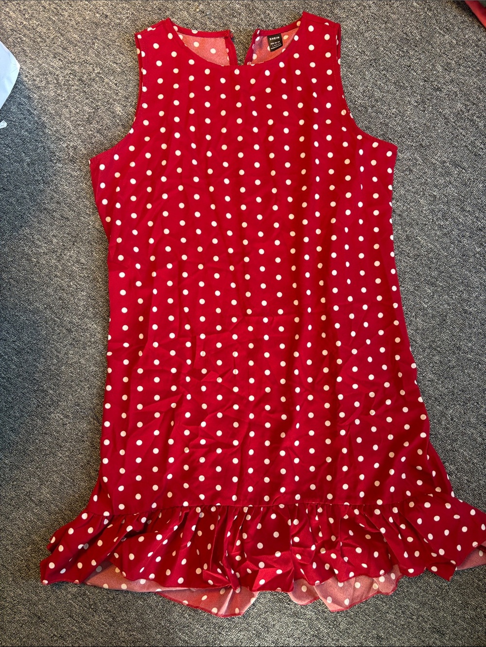 SHEIN Red Polka Dot Ruffle Hem Kids Dress